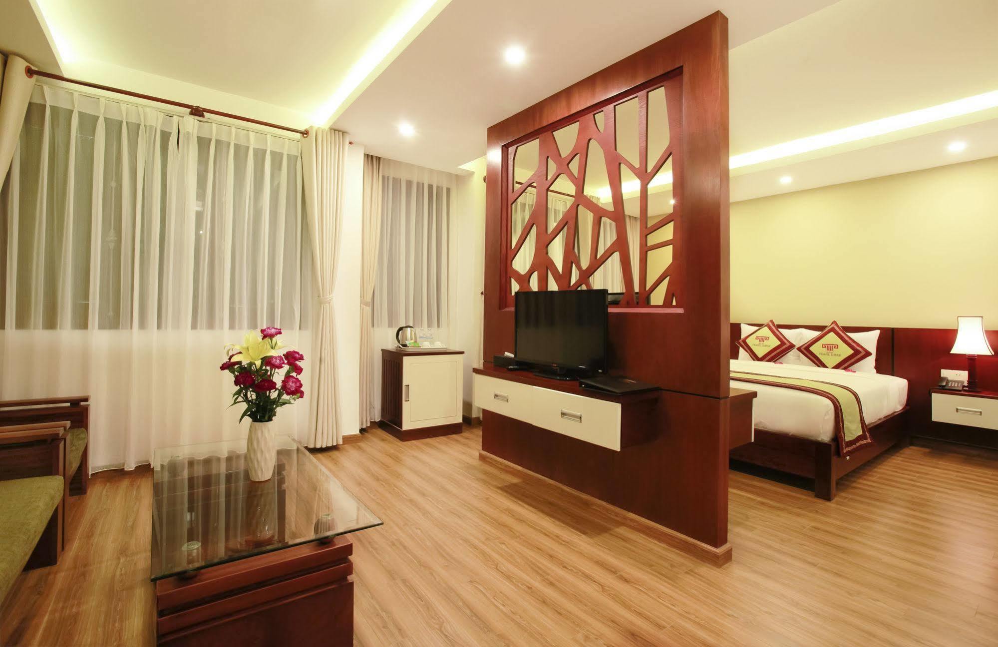 ฮอยอัน ทราเวล ลอดจ์ โฮเต็ล Hotel ภายนอก รูปภาพ